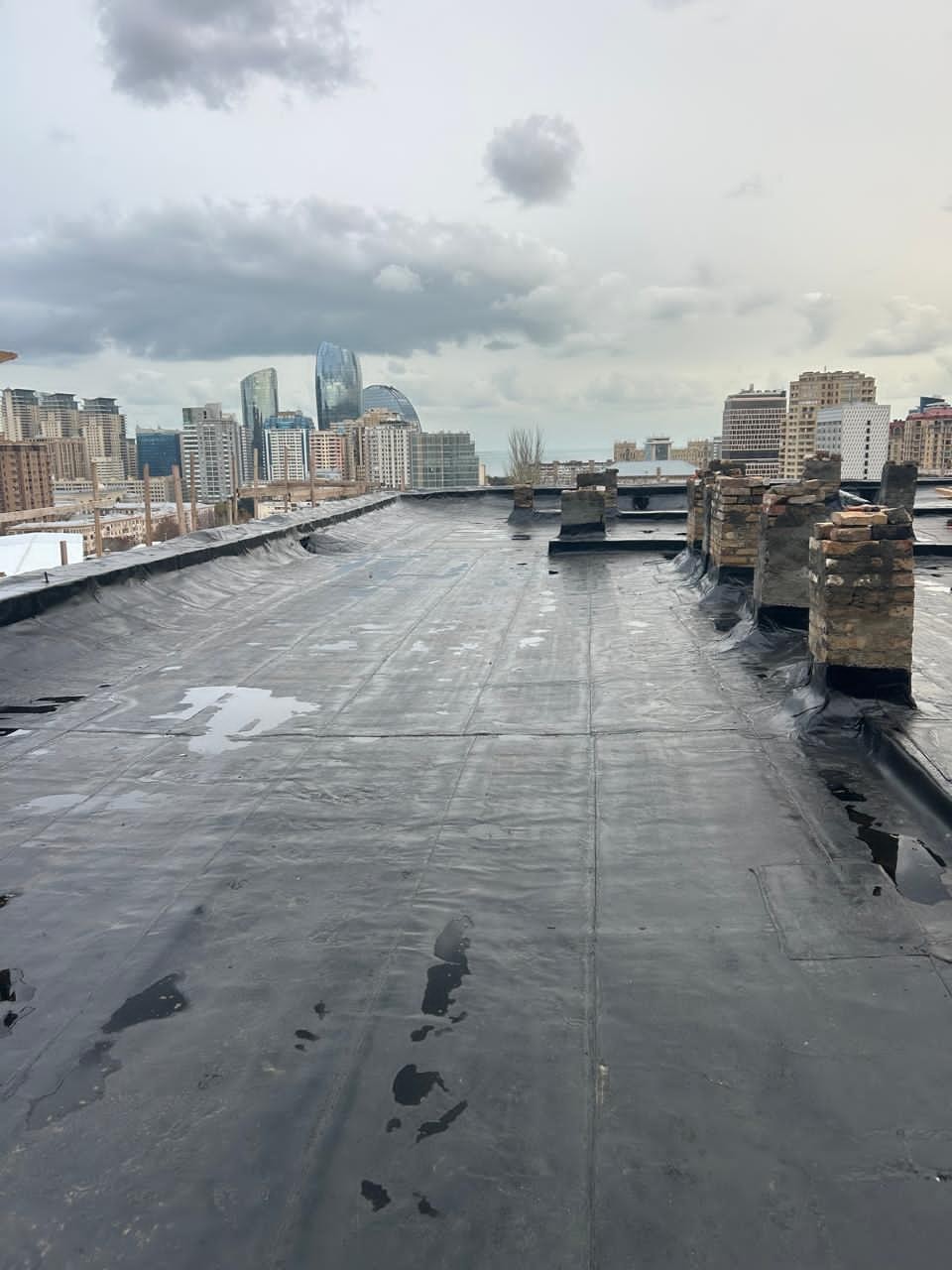 Tarixi abidənin damının layihəyə uyğun bərpası təmin edilir - FOTOLAR